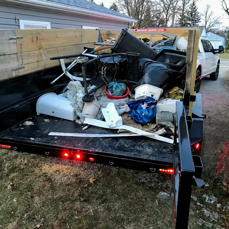 Roll-off dumpster delivered to a residential driveway in Konterra
